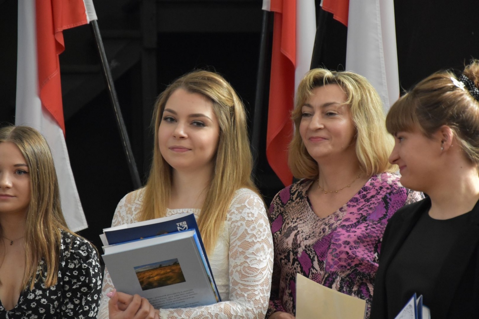 Zdjęcie w galerii na portalu naszwodzislaw.com: Wodzisławscy maturzyści odebrali świadectwa [FOTO] wiadomości z regionu