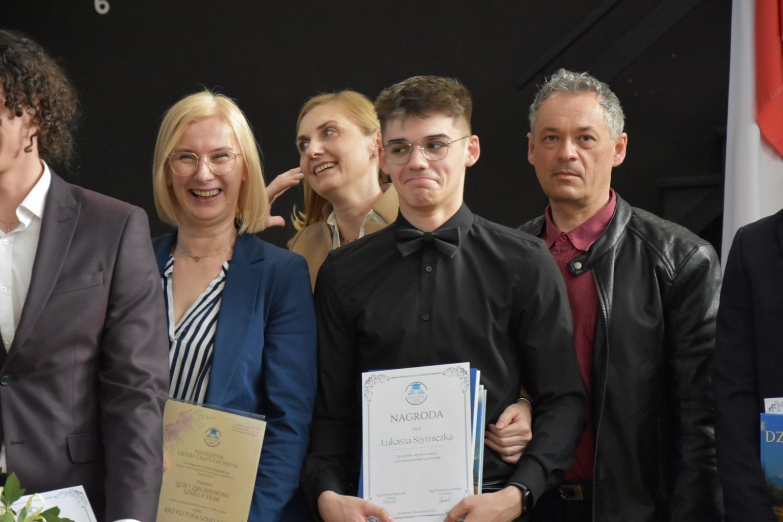 Zdjęcie w galerii na portalu naszwodzislaw.com: Wodzisławscy maturzyści odebrali świadectwa [FOTO] wiadomości z regionu