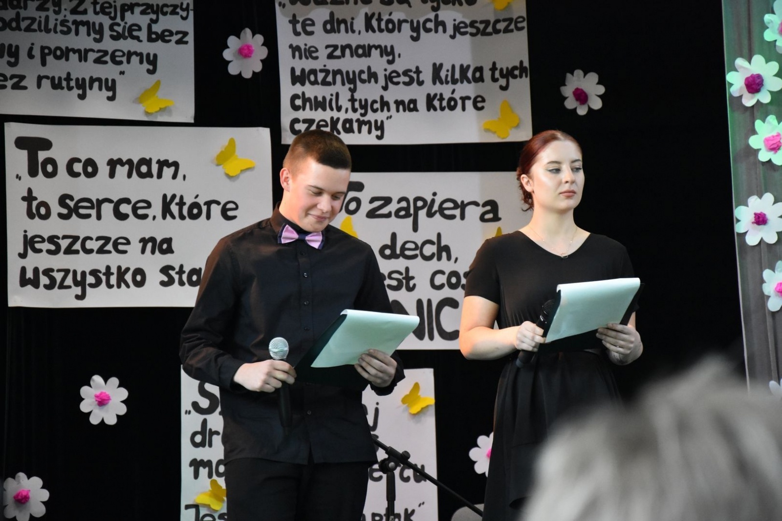 Zdjęcie w galerii na portalu naszwodzislaw.com: Wodzisławscy maturzyści odebrali świadectwa [FOTO] wiadomości z regionu