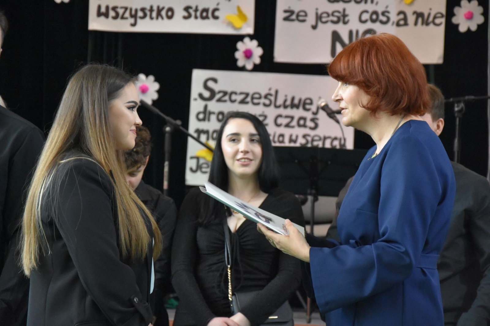 Zdjęcie w galerii na portalu naszwodzislaw.com: Wodzisławscy maturzyści odebrali świadectwa [FOTO] wiadomości z regionu