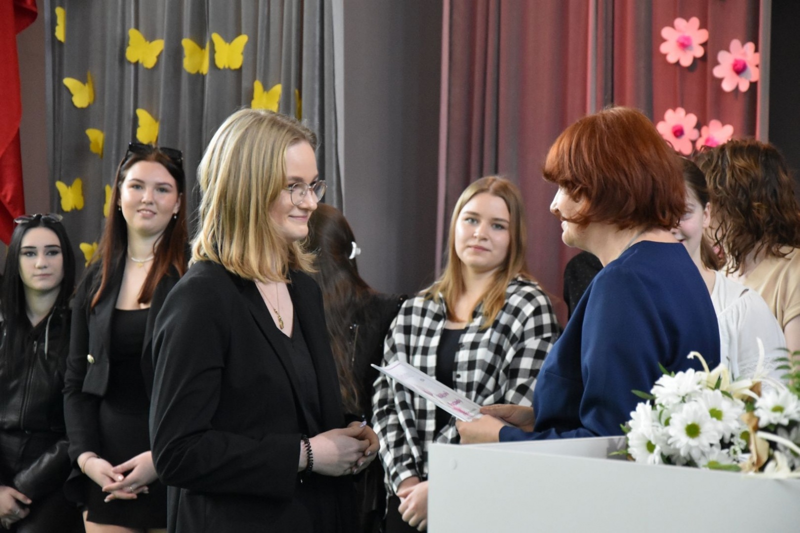 Zdjęcie w galerii na portalu naszwodzislaw.com: Wodzisławscy maturzyści odebrali świadectwa [FOTO] wiadomości z regionu