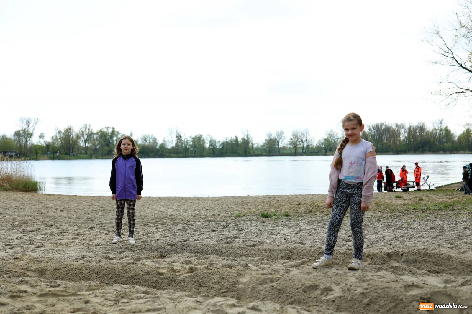 Zdjęcie w galerii na portalu naszwodzislaw.com: Petrol Beach w Bukowie. Dwudniowe święto dla fanów motoryzacji [FOTO] wiadomości z regionu