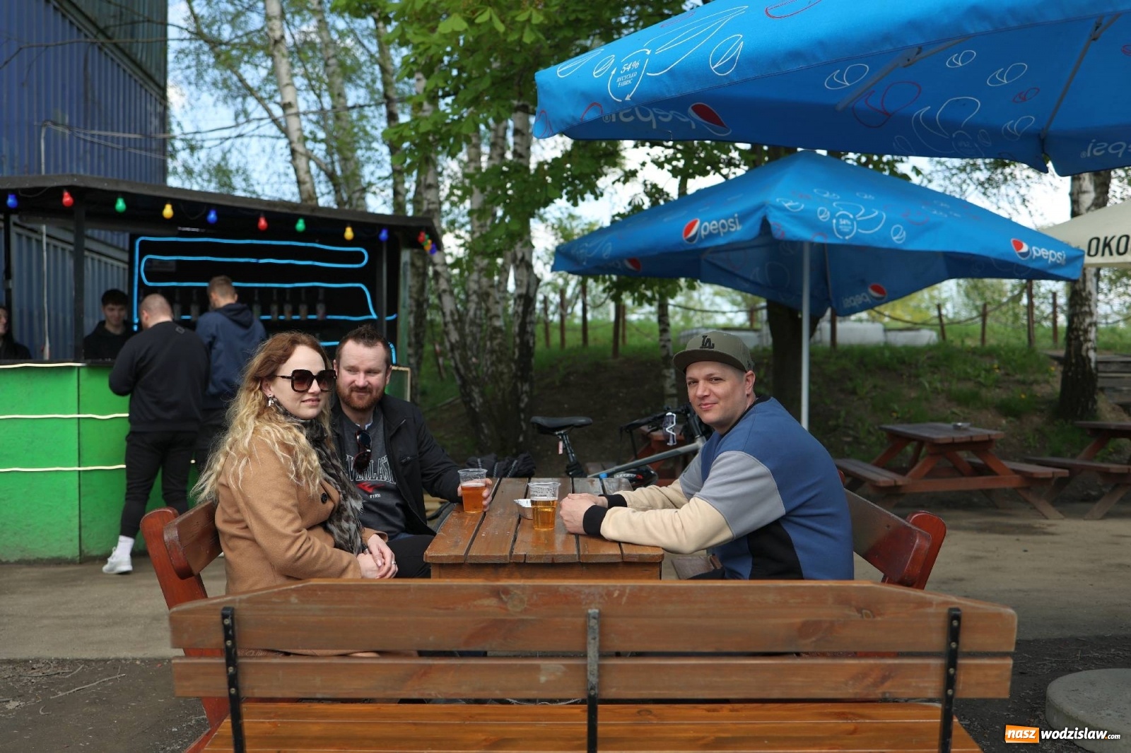 Zdjęcie w galerii na portalu naszwodzislaw.com: Petrol Beach w Bukowie. Dwudniowe święto dla fanów motoryzacji [FOTO] wiadomości z regionu