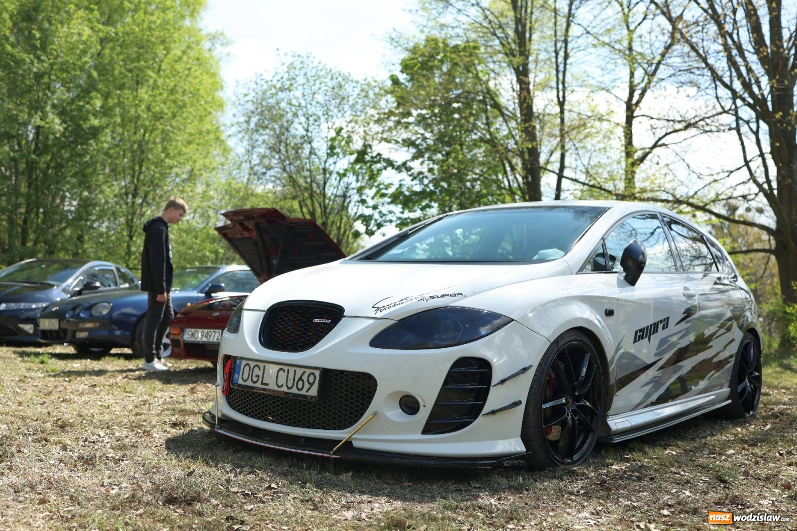 Zdjęcie w galerii na portalu naszwodzislaw.com: Petrol Beach w Bukowie. Dwudniowe święto dla fanów motoryzacji [FOTO] wiadomości z regionu