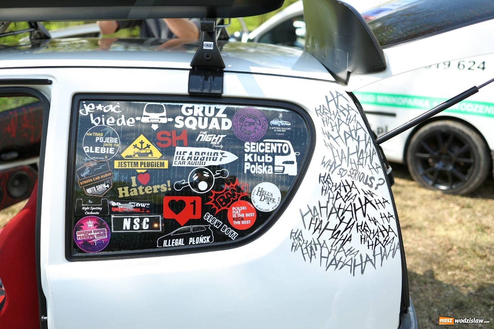 Zdjęcie w galerii na portalu naszwodzislaw.com: Petrol Beach w Bukowie. Dwudniowe święto dla fanów motoryzacji [FOTO] wiadomości z regionu