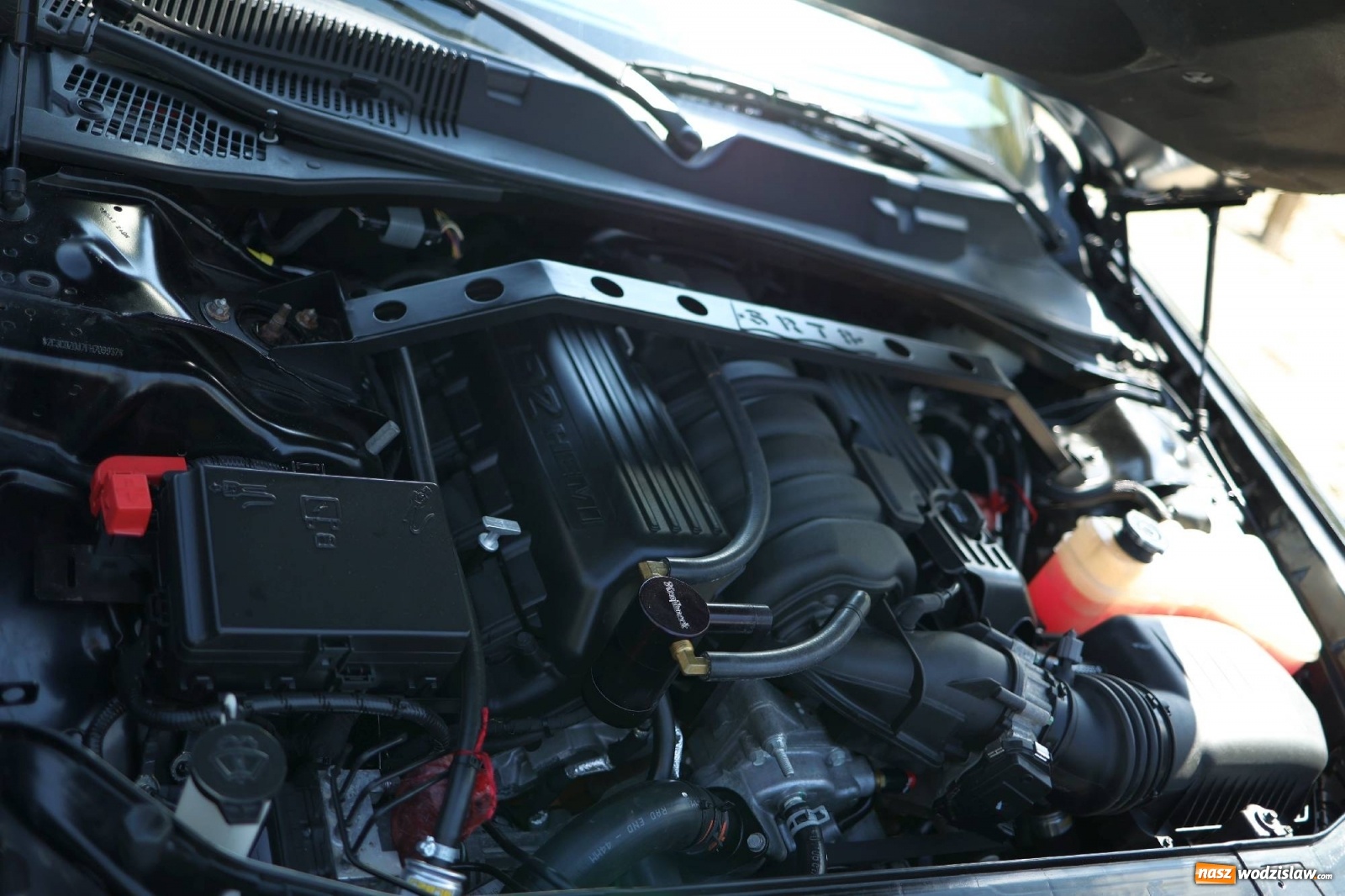 Zdjęcie w galerii na portalu naszwodzislaw.com: Petrol Beach w Bukowie. Dwudniowe święto dla fanów motoryzacji [FOTO] wiadomości z regionu