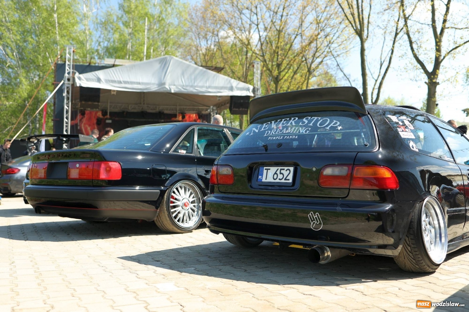 Zdjęcie w galerii na portalu naszwodzislaw.com: Petrol Beach w Bukowie. Dwudniowe święto dla fanów motoryzacji [FOTO] wiadomości z regionu
