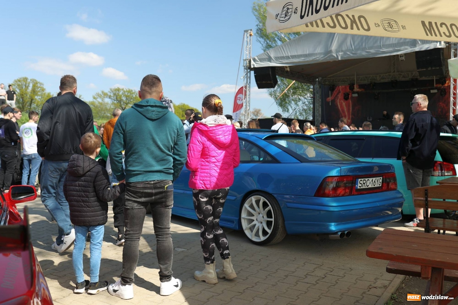 Zdjęcie w galerii na portalu naszwodzislaw.com: Petrol Beach w Bukowie. Dwudniowe święto dla fanów motoryzacji [FOTO] wiadomości z regionu