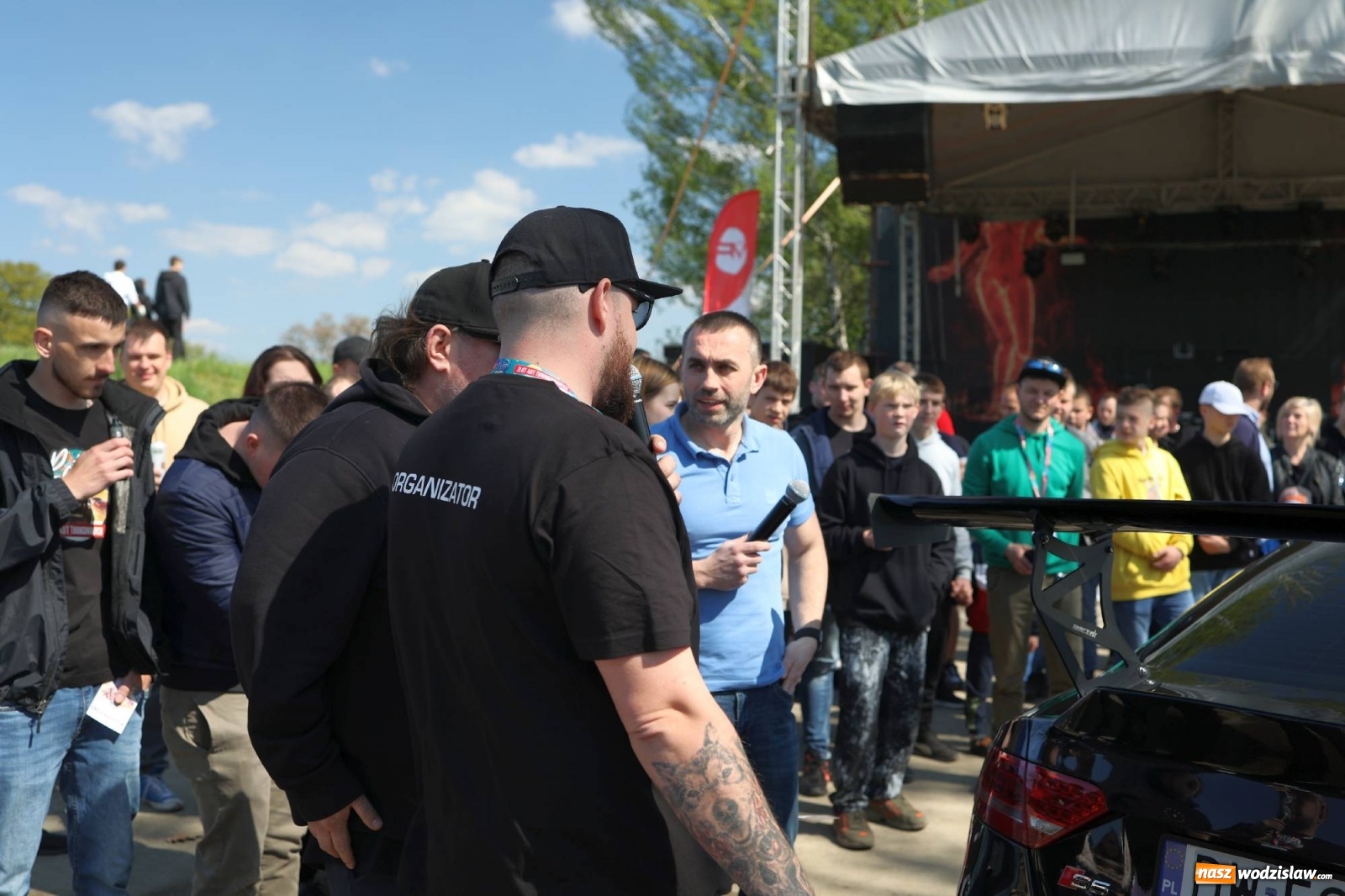 Zdjęcie w galerii na portalu naszwodzislaw.com: Petrol Beach w Bukowie. Dwudniowe święto dla fanów motoryzacji [FOTO] wiadomości z regionu