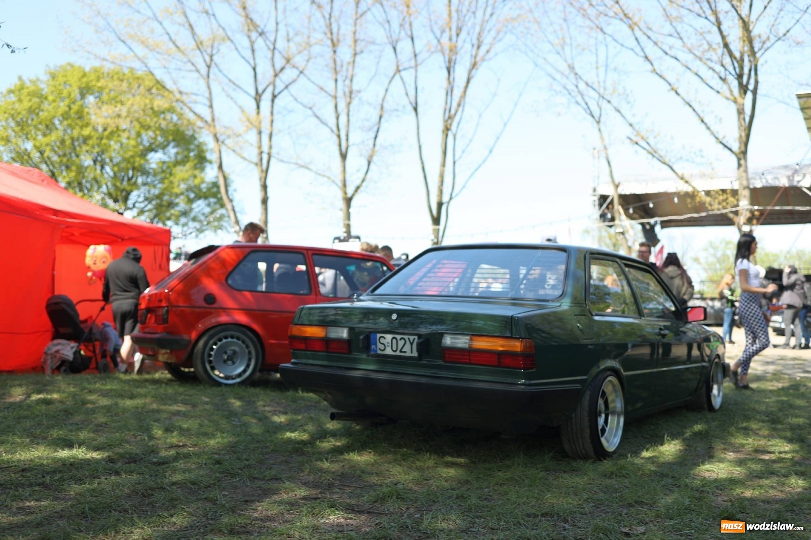 Zdjęcie w galerii na portalu naszwodzislaw.com: Petrol Beach w Bukowie. Dwudniowe święto dla fanów motoryzacji [FOTO] wiadomości z regionu