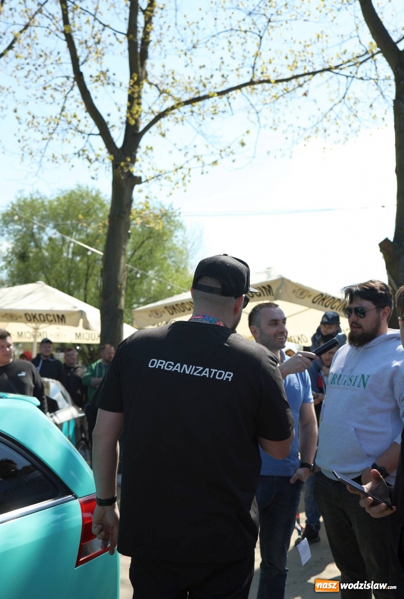 Zdjęcie w galerii na portalu naszwodzislaw.com: Petrol Beach w Bukowie. Dwudniowe święto dla fanów motoryzacji [FOTO] wiadomości z regionu