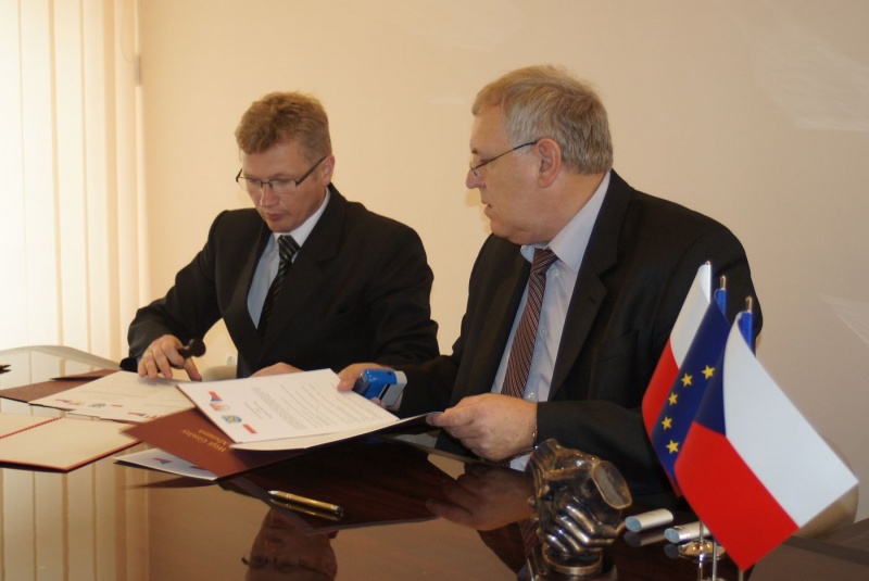 Zdjęcie w galerii na portalu naszwodzislaw.com: Mszana na kolejną partnerską gminę wiadomości z regionu