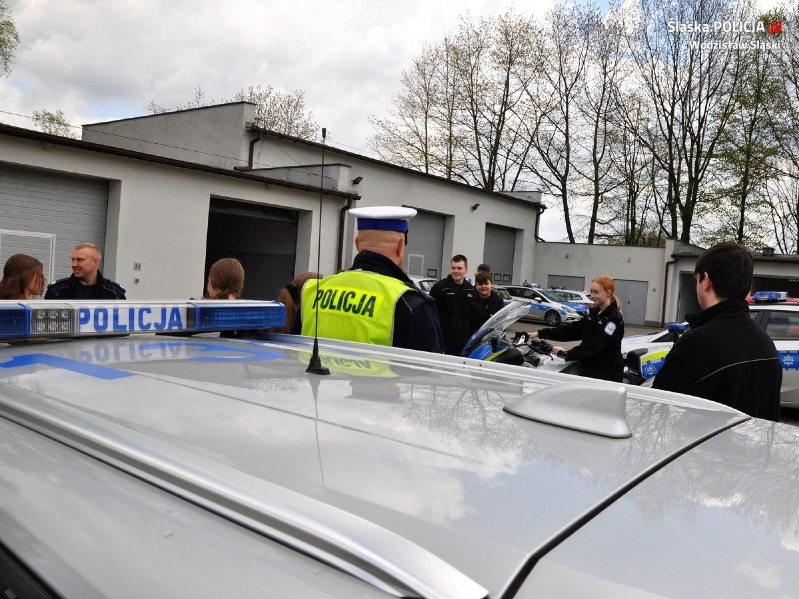 Zdjęcie w galerii na portalu naszwodzislaw.com: Dzień otwarty w wodzisławskiej komendzie policji wiadomości z regionu