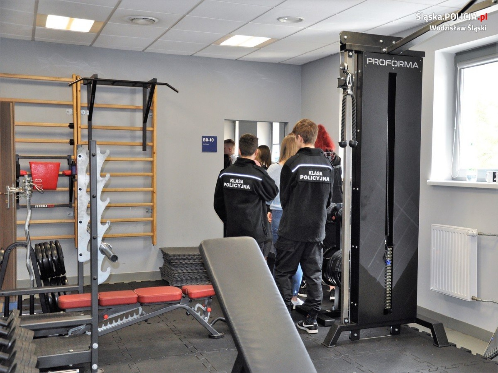 Zdjęcie w galerii na portalu naszwodzislaw.com: Dzień otwarty w wodzisławskiej komendzie policji wiadomości z regionu