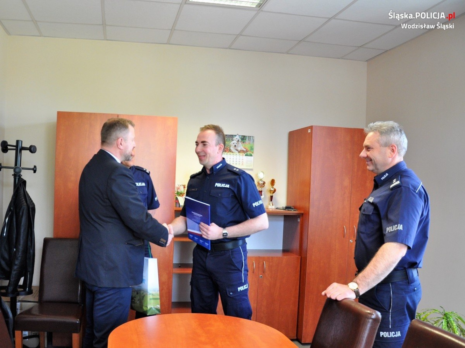 Zdjęcie w galerii na portalu naszwodzislaw.com: Komisariat policji w Gorzycach ma nowego zastępcę komendanta wiadomości z regionu