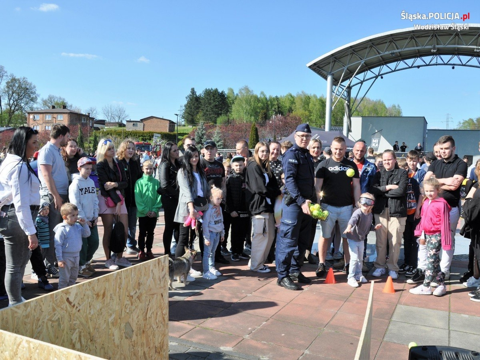 Zdjęcie w galerii na portalu naszwodzislaw.com: Rozpoczęcie sezonu motoryzacyjnego 2023 z wodzisławską policją [FOTO] wiadomości z regionu