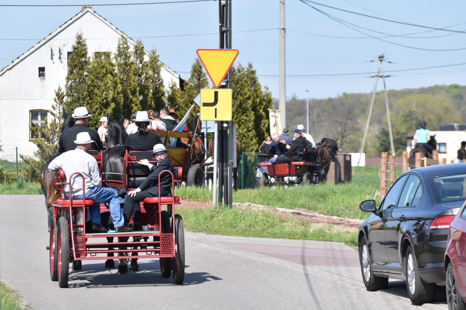 Zdjęcie w galerii na portalu naszwodzislaw.com: Sezon jeździecki w Godowie rozpoczęty [FOTO] wiadomości z regionu