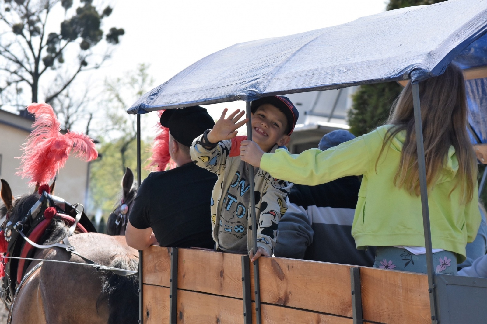 Zdjęcie w galerii na portalu naszwodzislaw.com: Sezon jeździecki w Godowie rozpoczęty [FOTO] wiadomości z regionu