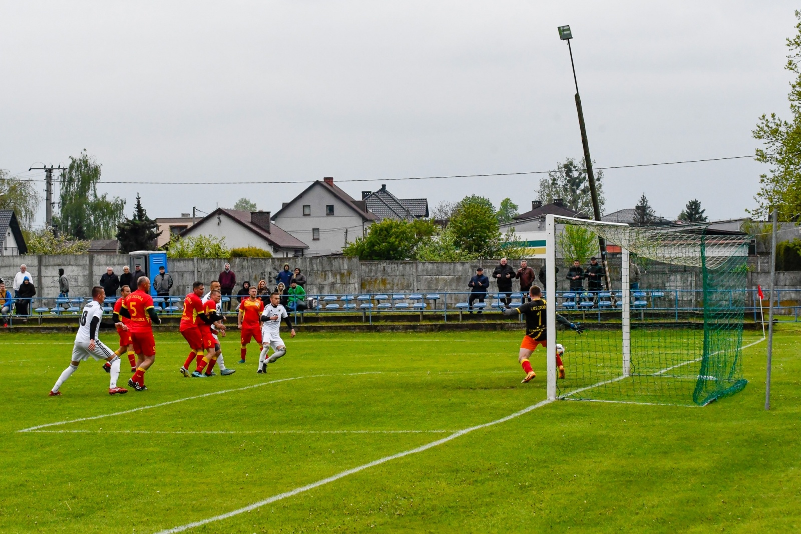 Zdjęcie w galerii na portalu naszwodzislaw.com: Lubomia pewnie pokonała Zgodę Zawada Książęca [FOTO] wiadomości z regionu