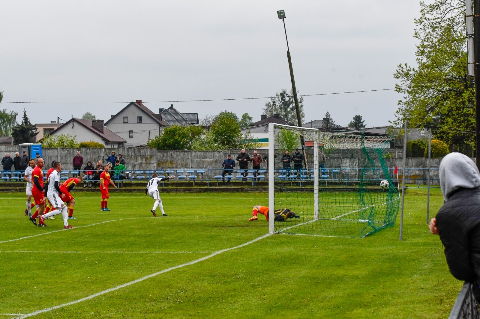 Zdjęcie w galerii na portalu naszwodzislaw.com: Lubomia pewnie pokonała Zgodę Zawada Książęca [FOTO] wiadomości z regionu