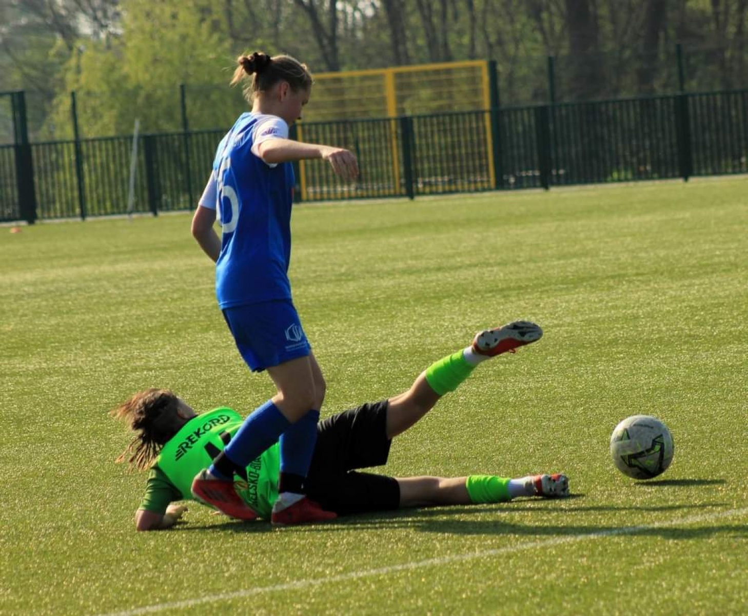 Zdjęcie w galerii na portalu naszwodzislaw.com: Podział punktów w starciu SWD Wodzisław i Rekordu Bielsko-Biała wiadomości z regionu