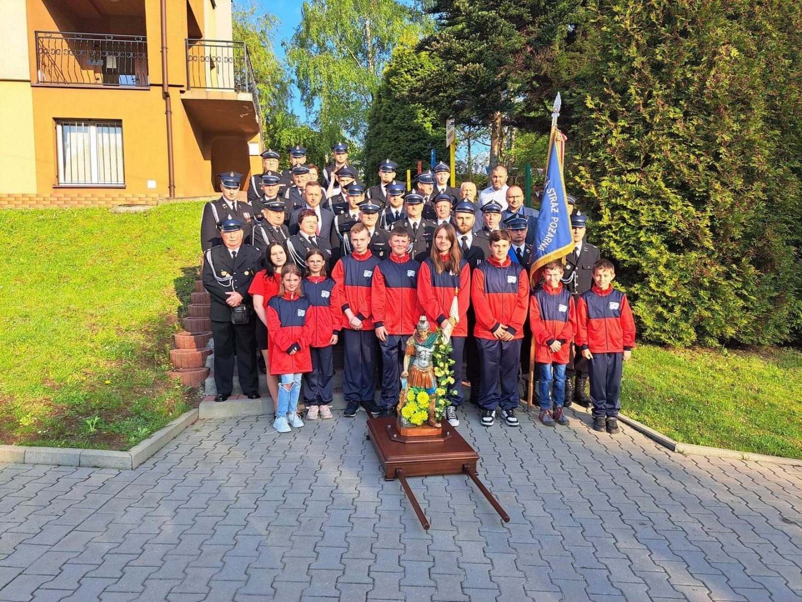 Zdjęcie w galerii na portalu naszwodzislaw.com: Dzień Strażaka w OSP Połomia wiadomości z regionu