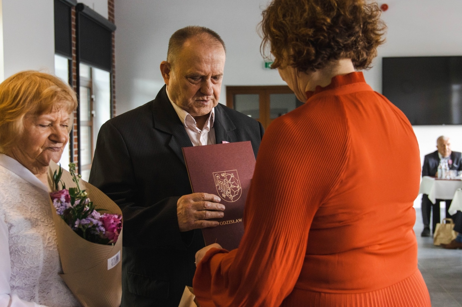 Zdjęcie w galerii na portalu naszwodzislaw.com: Od 50 lat idą wspólnie przez życie. Złote gody w Wodzisławiu Śląskim [FOTO] wiadomości z regionu