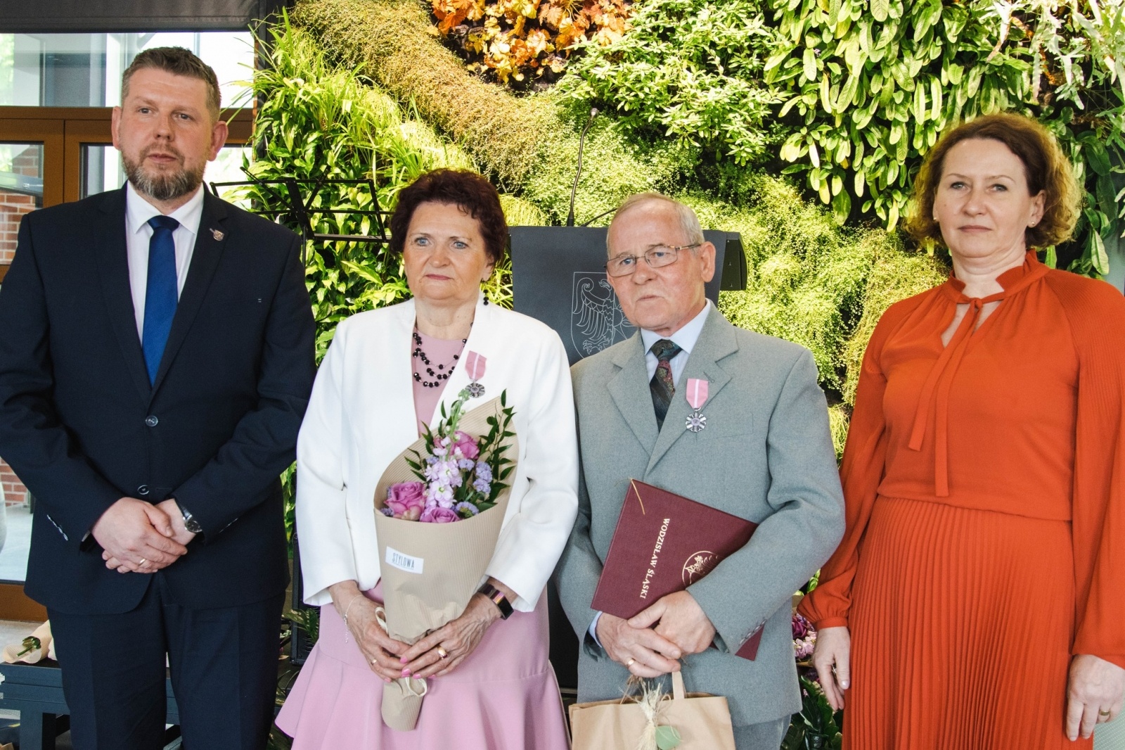 Zdjęcie w galerii na portalu naszwodzislaw.com: Od 50 lat idą wspólnie przez życie. Złote gody w Wodzisławiu Śląskim [FOTO] wiadomości z regionu