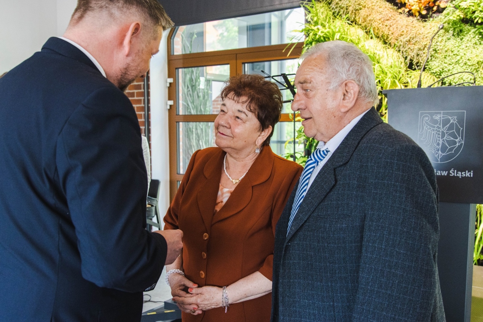 Zdjęcie w galerii na portalu naszwodzislaw.com: Od 50 lat idą wspólnie przez życie. Złote gody w Wodzisławiu Śląskim [FOTO] wiadomości z regionu