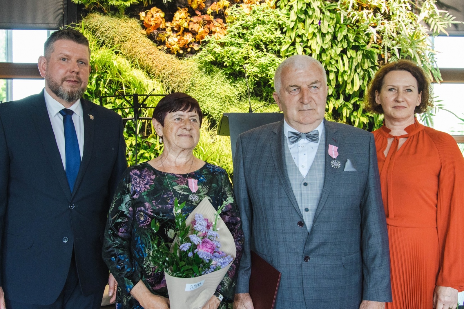 Zdjęcie w galerii na portalu naszwodzislaw.com: Od 50 lat idą wspólnie przez życie. Złote gody w Wodzisławiu Śląskim [FOTO] wiadomości z regionu