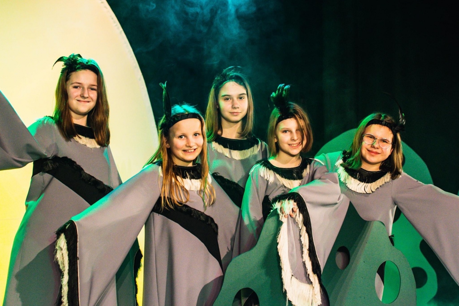 Zdjęcie w galerii na portalu naszwodzislaw.com: Srebrna Kurtyna dla wodzisławskiego Teatru Szydełko wiadomości z regionu