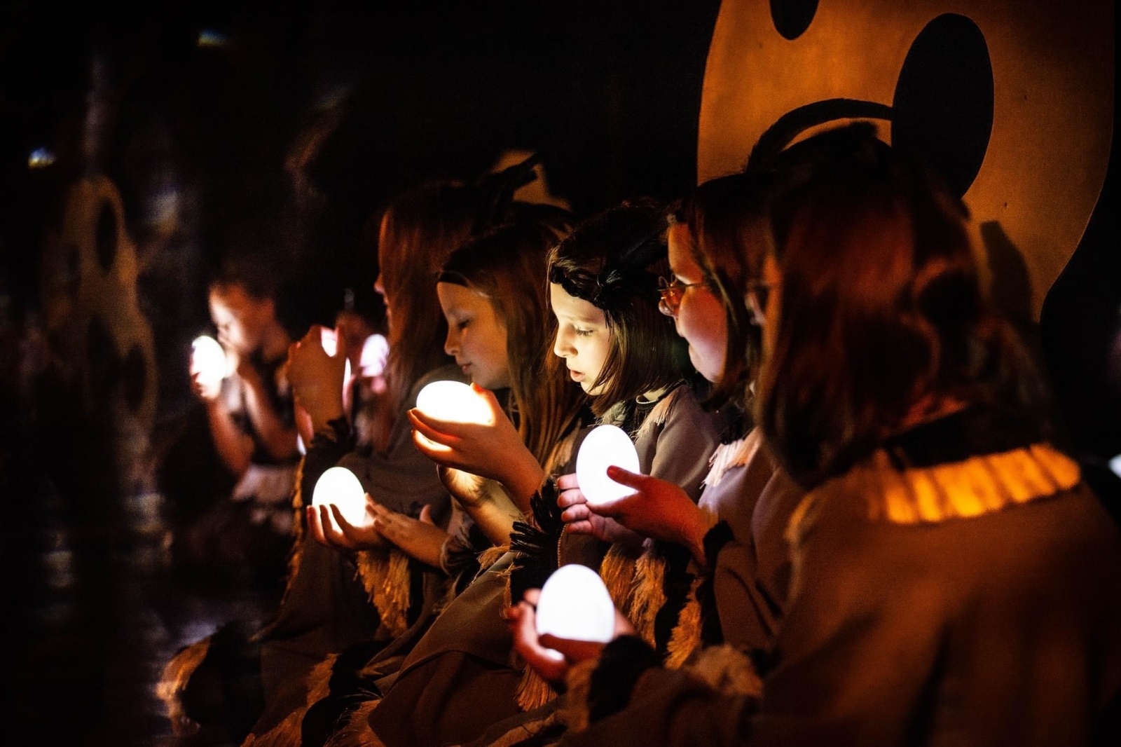 Zdjęcie w galerii na portalu naszwodzislaw.com: Srebrna Kurtyna dla wodzisławskiego Teatru Szydełko wiadomości z regionu