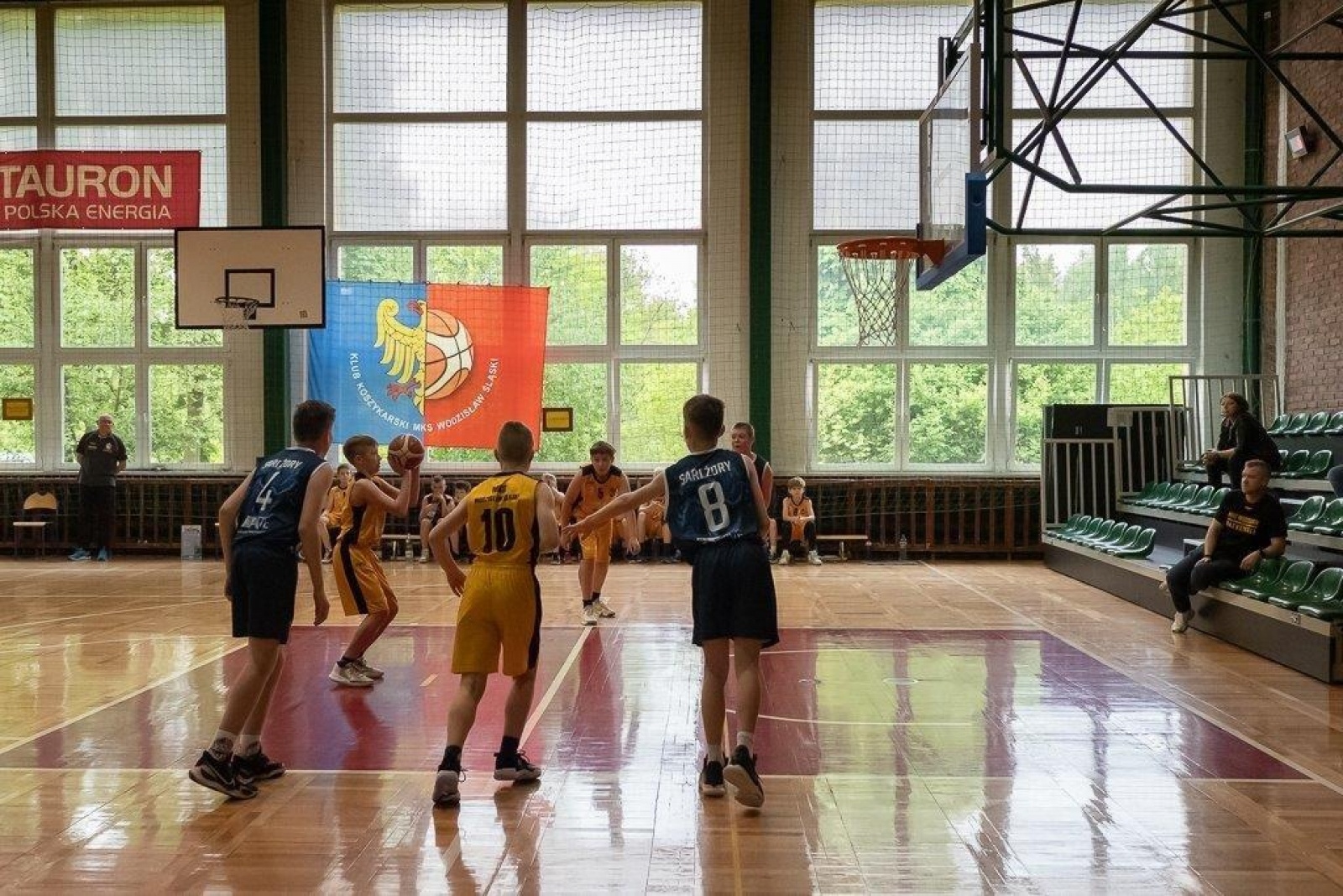 Zdjęcie w galerii na portalu naszwodzislaw.com: Koszykówka. Żaki MKS Wodzisław Śląski z awansem [FOTO] wiadomości z regionu