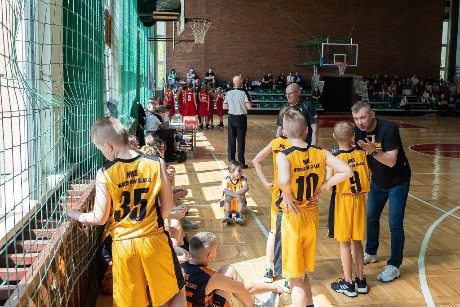 Zdjęcie w galerii na portalu naszwodzislaw.com: Koszykówka. Żaki MKS Wodzisław Śląski z awansem [FOTO] wiadomości z regionu