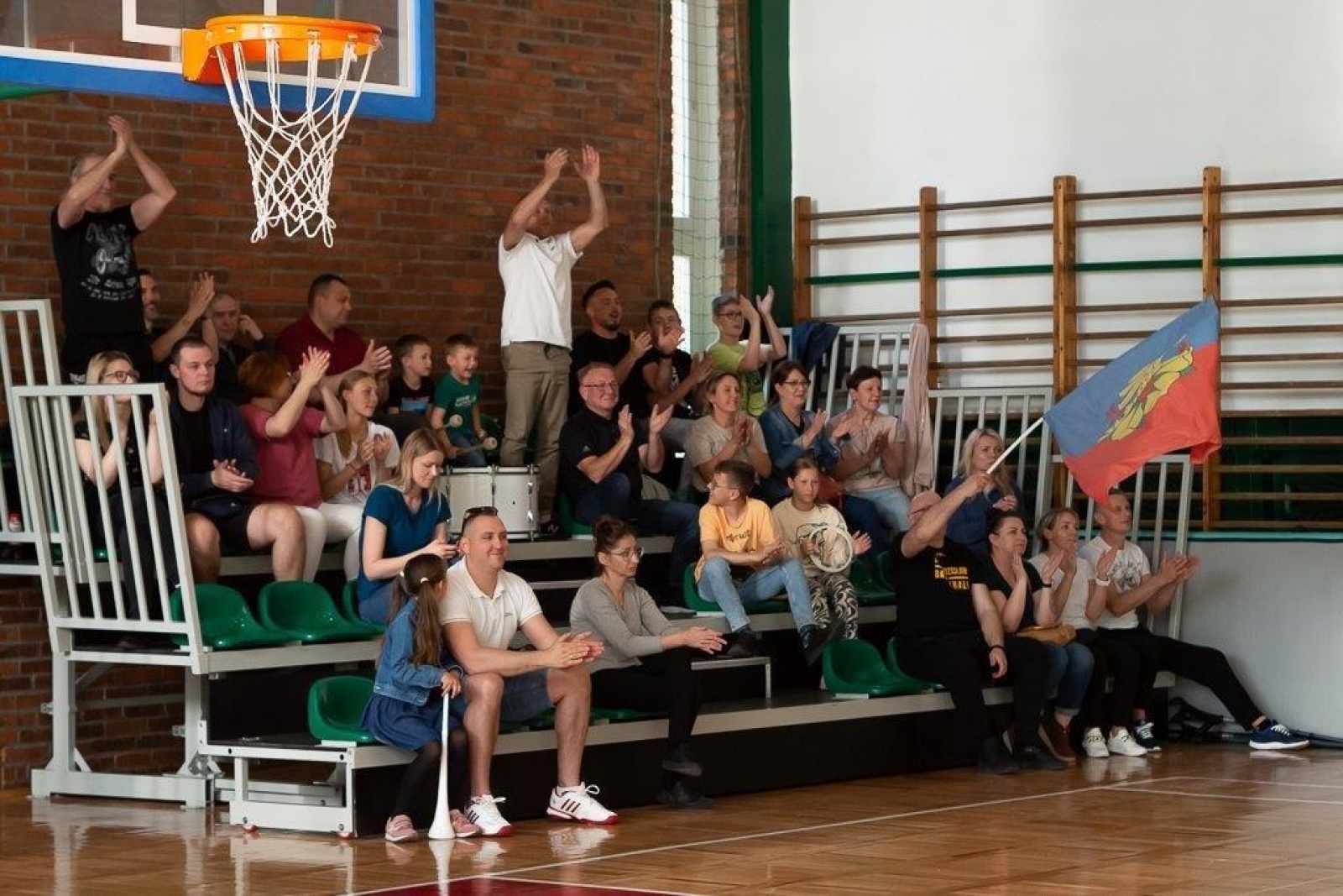 Zdjęcie w galerii na portalu naszwodzislaw.com: Koszykówka. Żaki MKS Wodzisław Śląski z awansem [FOTO] wiadomości z regionu