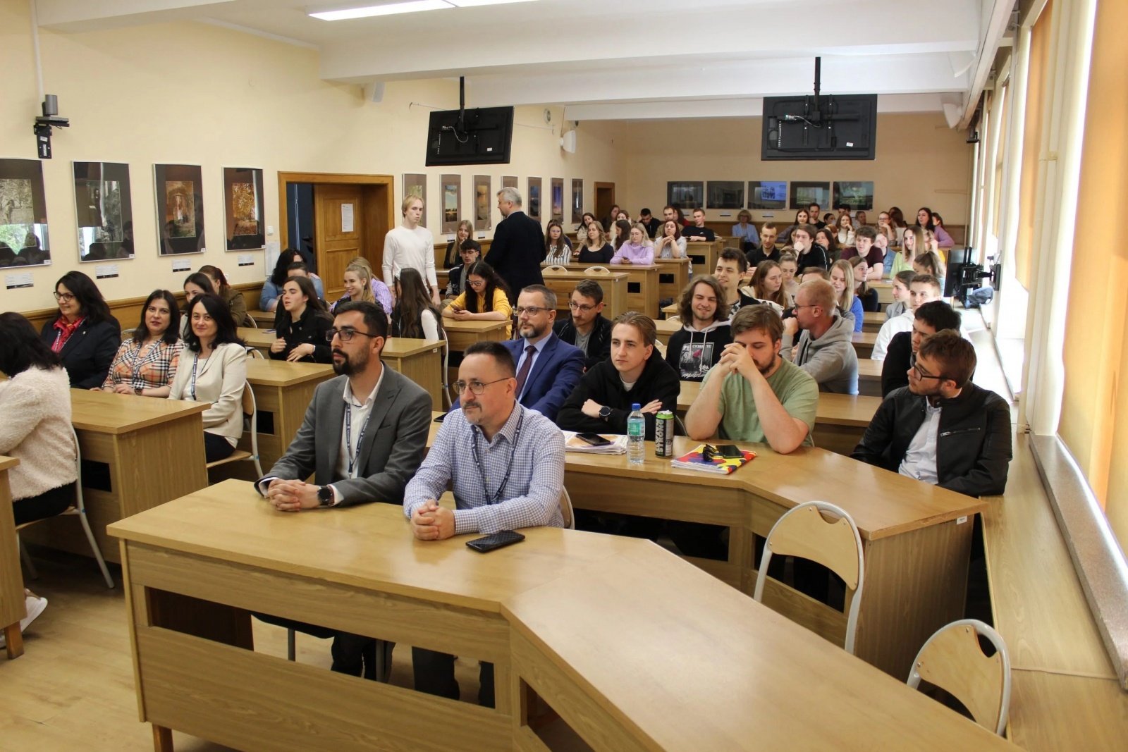 Zdjęcie w galerii na portalu naszwodzislaw.com: Umiędzynarodowienie Akademii – Strategia wiadomości z regionu