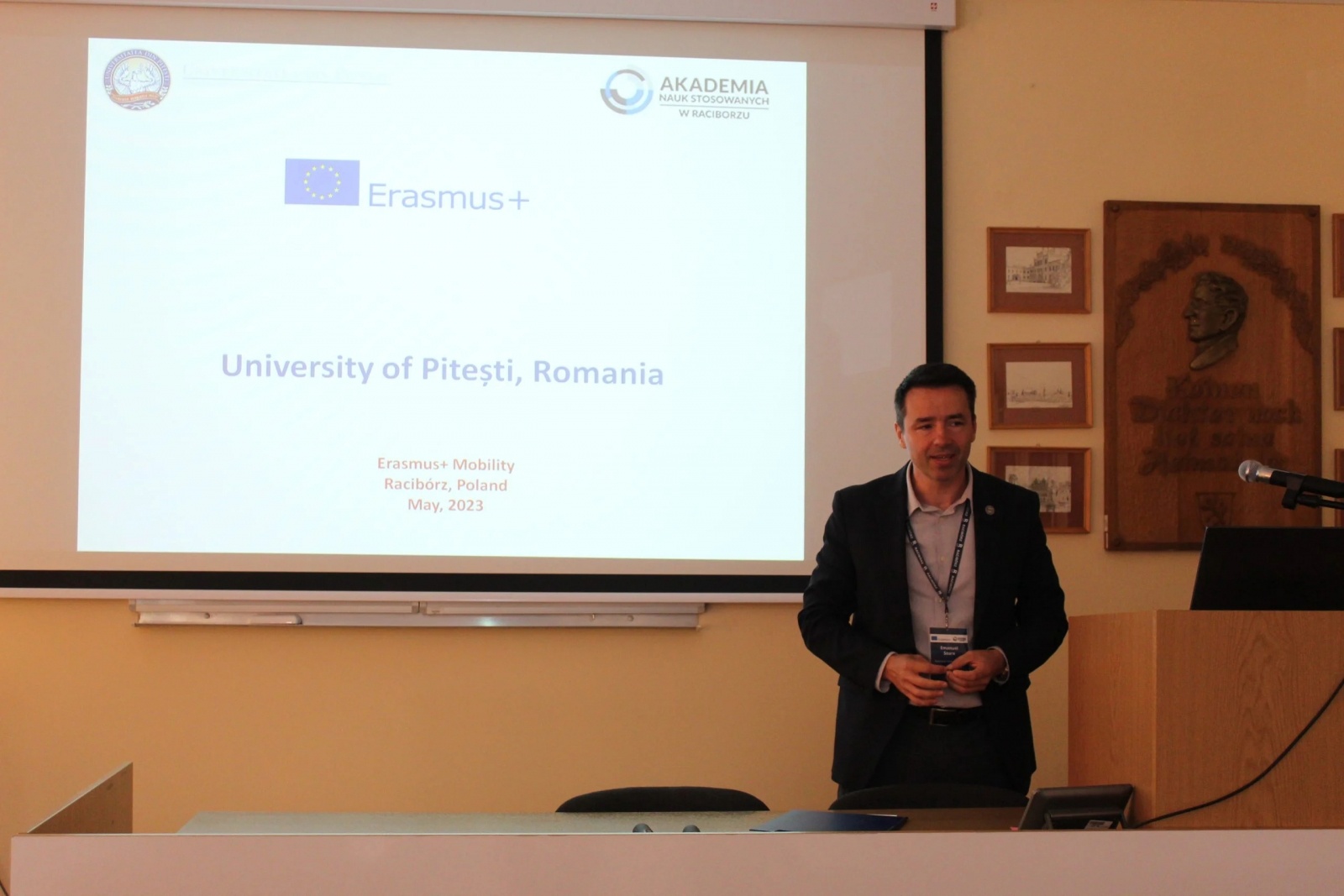 Zdjęcie w galerii na portalu naszwodzislaw.com: Umiędzynarodowienie Akademii – Strategia wiadomości z regionu