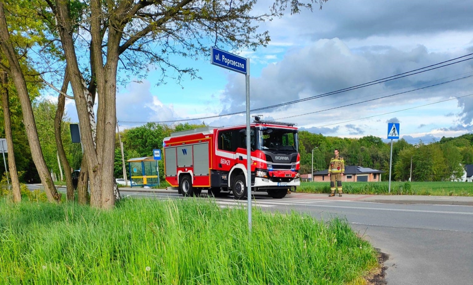 Zdjęcie w galerii na portalu naszwodzislaw.com: Wymuszenie pierwszeństwa przyczyną czołowego zderzenia w Rogowie [FOTO] wiadomości z regionu