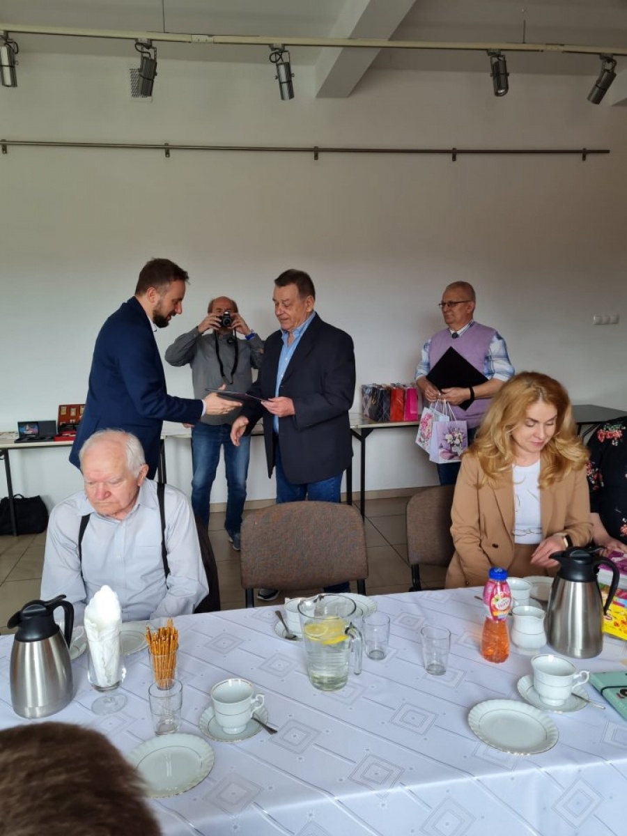 Zdjęcie w galerii na portalu naszwodzislaw.com: Z pasji do monet... Numizmatycy z Rydułtów świętowali jubileusz 40-lecia [FOTO] wiadomości z regionu