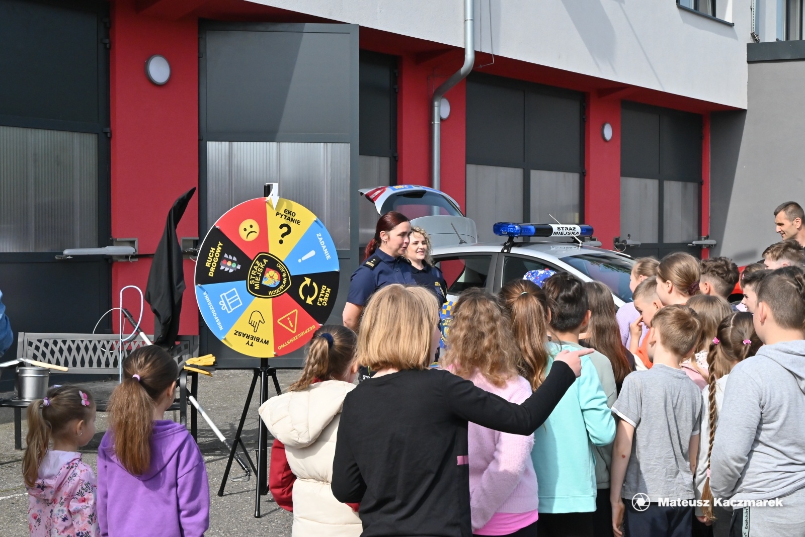 Zdjęcie w galerii na portalu naszwodzislaw.com: Dzień otwartej strażnicy w PSP Wodzisław Śląski [FOTO i WIDEO] wiadomości z regionu