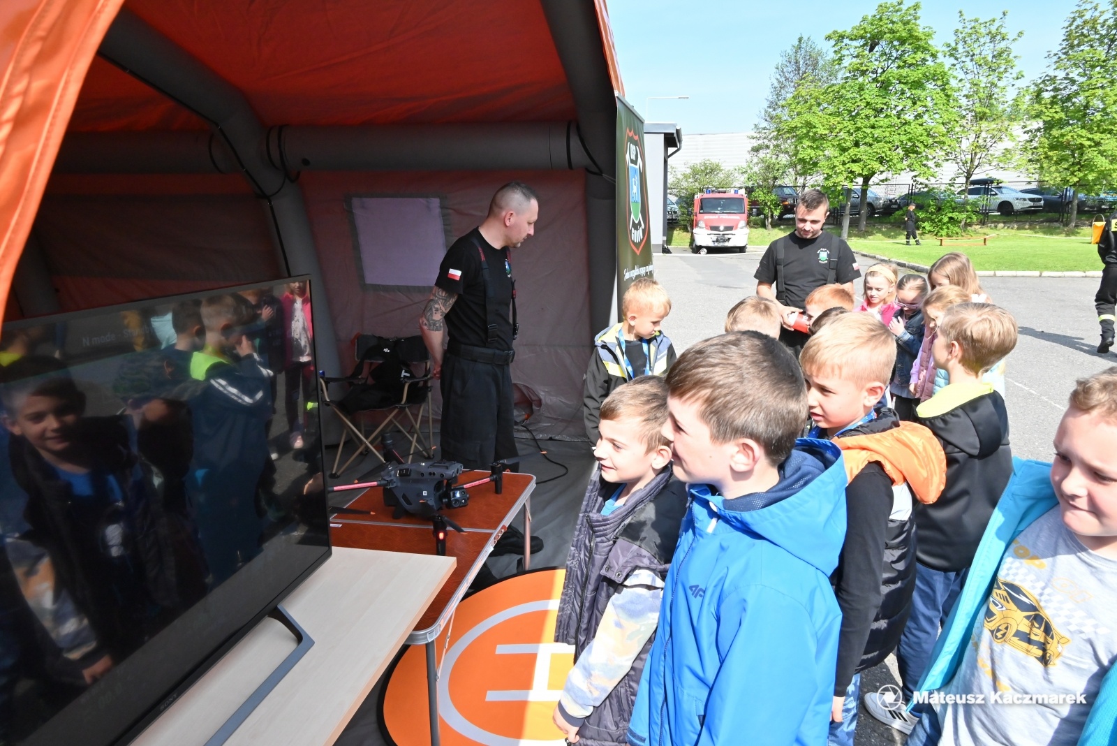 Zdjęcie w galerii na portalu naszwodzislaw.com: Dzień otwartej strażnicy w PSP Wodzisław Śląski [FOTO i WIDEO] wiadomości z regionu