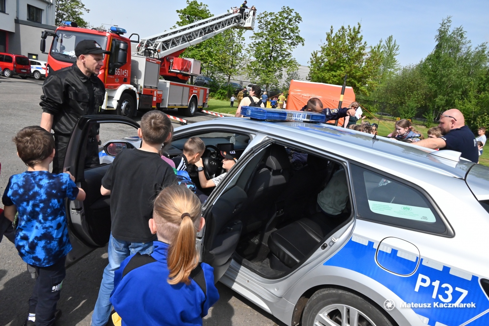 Zdjęcie w galerii na portalu naszwodzislaw.com: Dzień otwartej strażnicy w PSP Wodzisław Śląski [FOTO i WIDEO] wiadomości z regionu