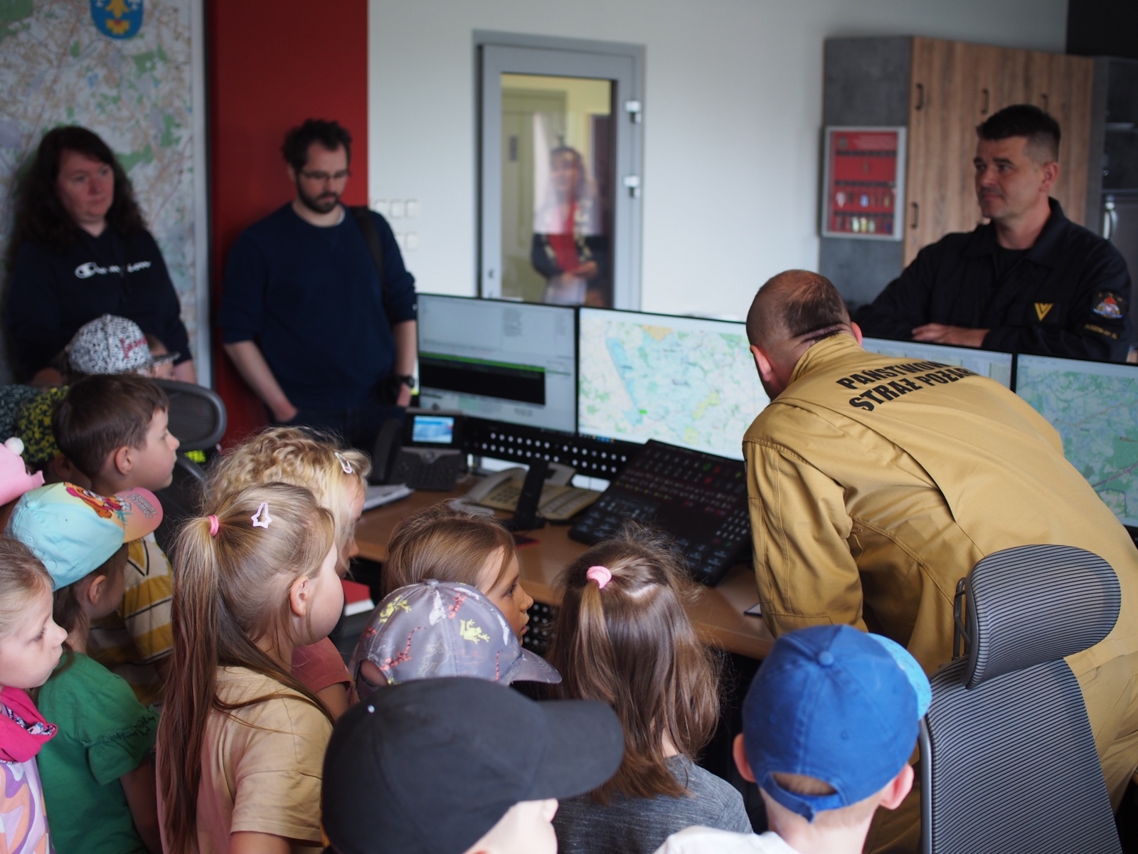 Zdjęcie w galerii na portalu naszwodzislaw.com: Dzień otwartej strażnicy w PSP Wodzisław Śląski [FOTO i WIDEO] wiadomości z regionu