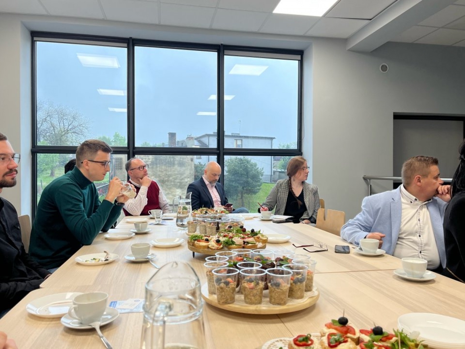 Zdjęcie w galerii na portalu naszwodzislaw.com: Dlaczego Twoi klienci kupują u konkurencji? Kolejne śniadanie biznesowe w Rydułtowach wiadomości z regionu