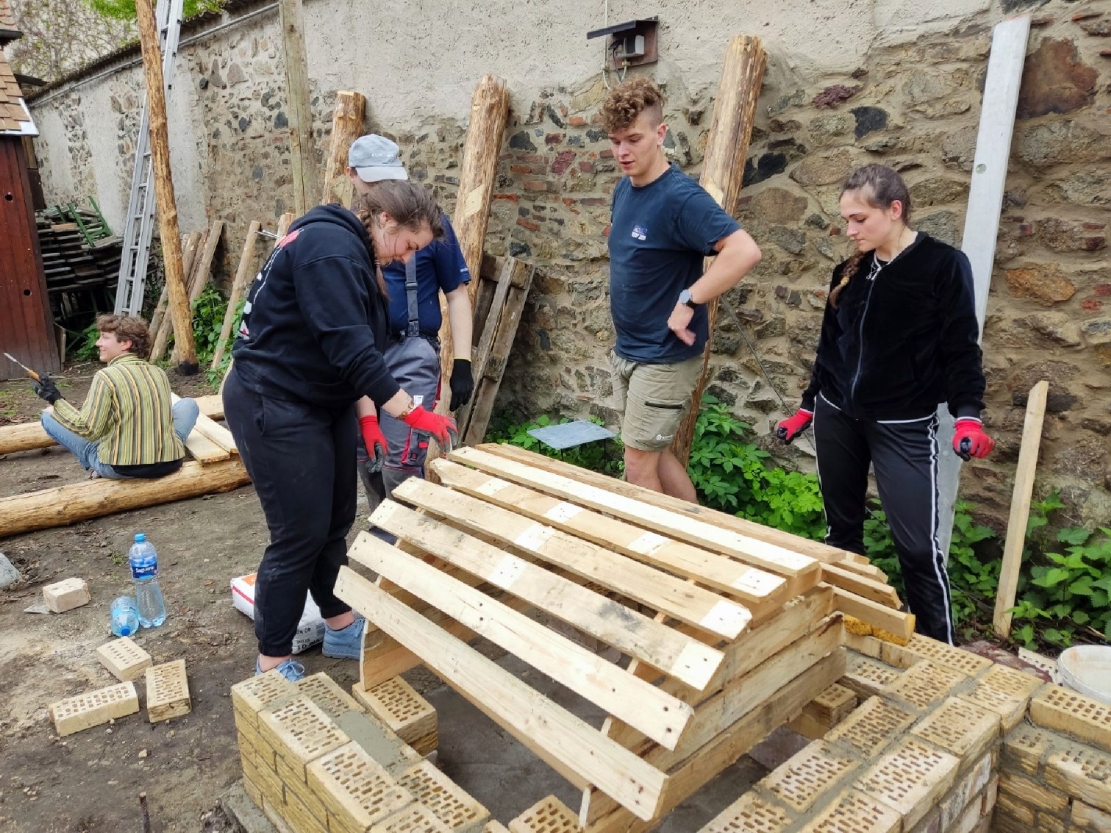 Zdjęcie w galerii na portalu naszwodzislaw.com: Studenci architektury z Raciborza na warsztatach w Niemczech wiadomości z regionu