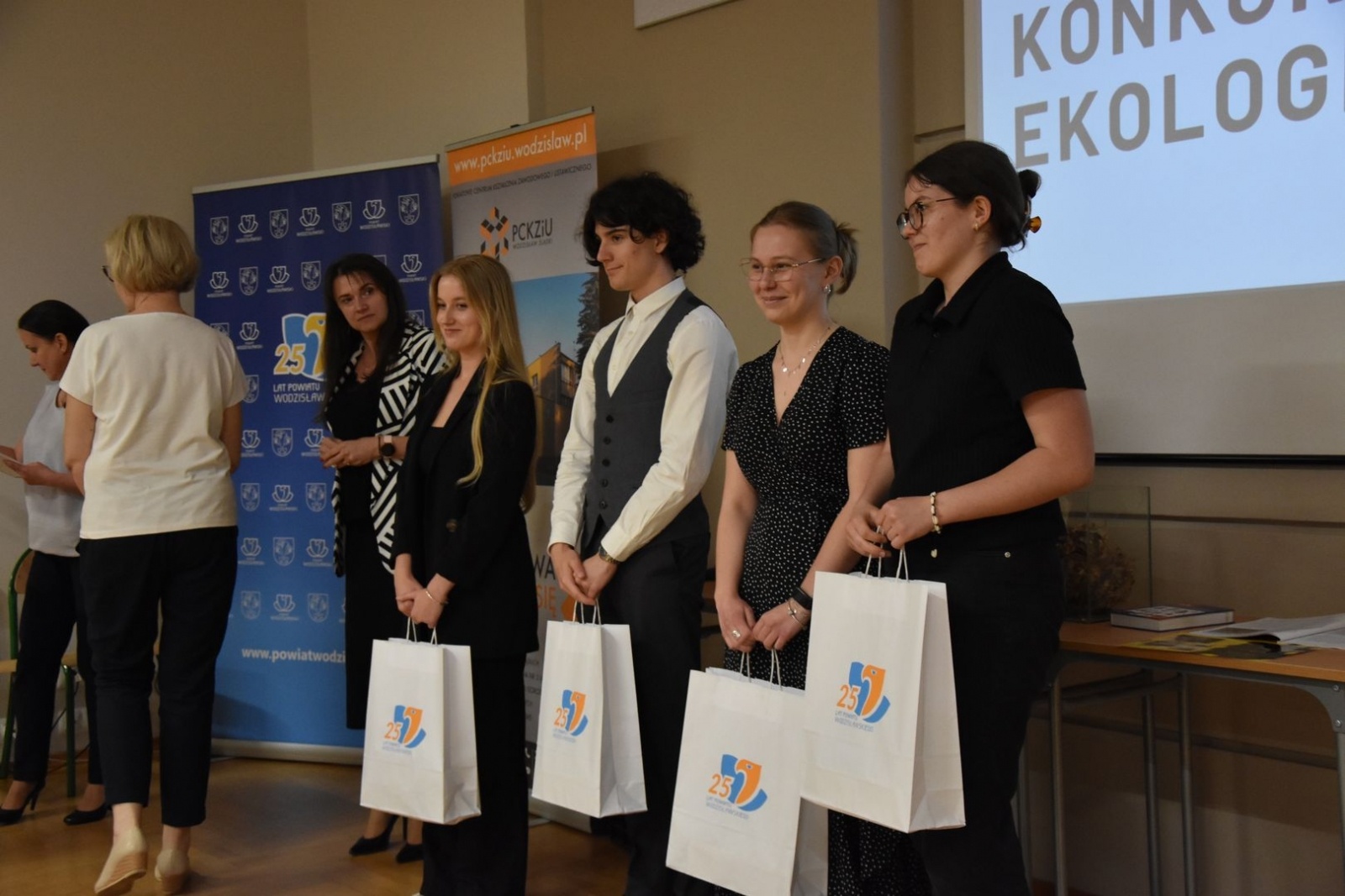 Zdjęcie w galerii na portalu naszwodzislaw.com: XXI konkurs ekologiczny rozstrzygnięty wiadomości z regionu