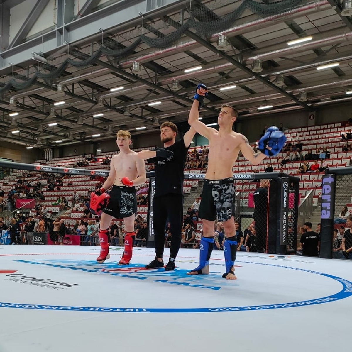 Zdjęcie w galerii na portalu naszwodzislaw.com: Worek medali Octagon Team na mistrzostwach Polski MMA wiadomości z regionu