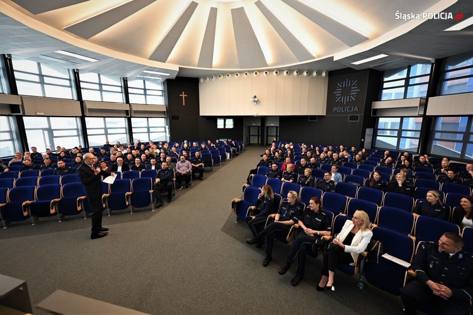 Zdjęcie w galerii na portalu naszwodzislaw.com: Doskonalenie warsztatu lektorskiego. Szkolenie dla policjantów wiadomości z regionu