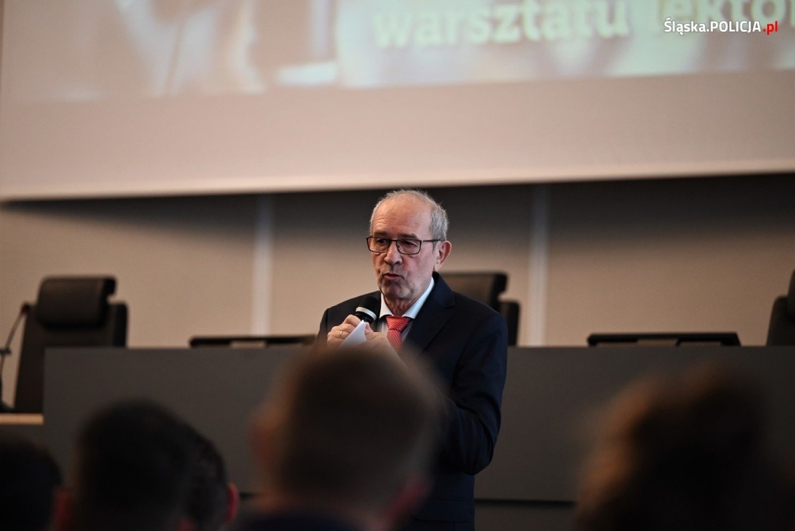 Zdjęcie w galerii na portalu naszwodzislaw.com: Doskonalenie warsztatu lektorskiego. Szkolenie dla policjantów wiadomości z regionu