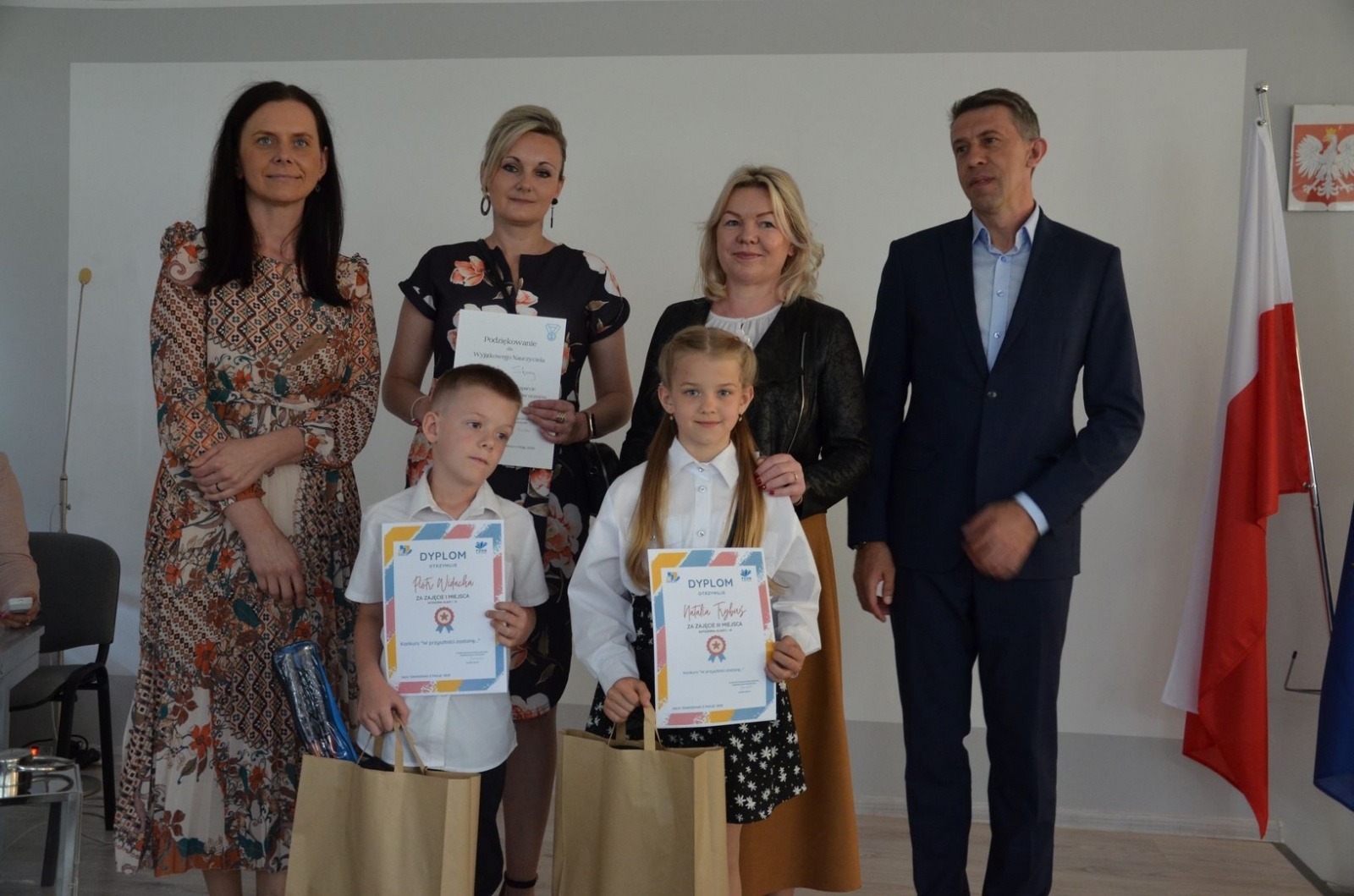 Zdjęcie w galerii na portalu naszwodzislaw.com: Laureaci konkursów zawodowych nagrodzeni [FOTO] wiadomości z regionu